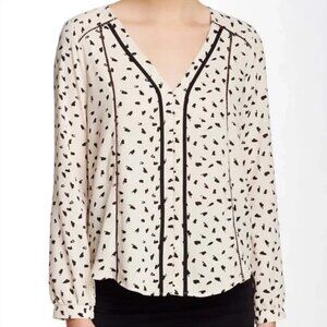 ASTR The Label Long Sleeve V-neck Top Size Large